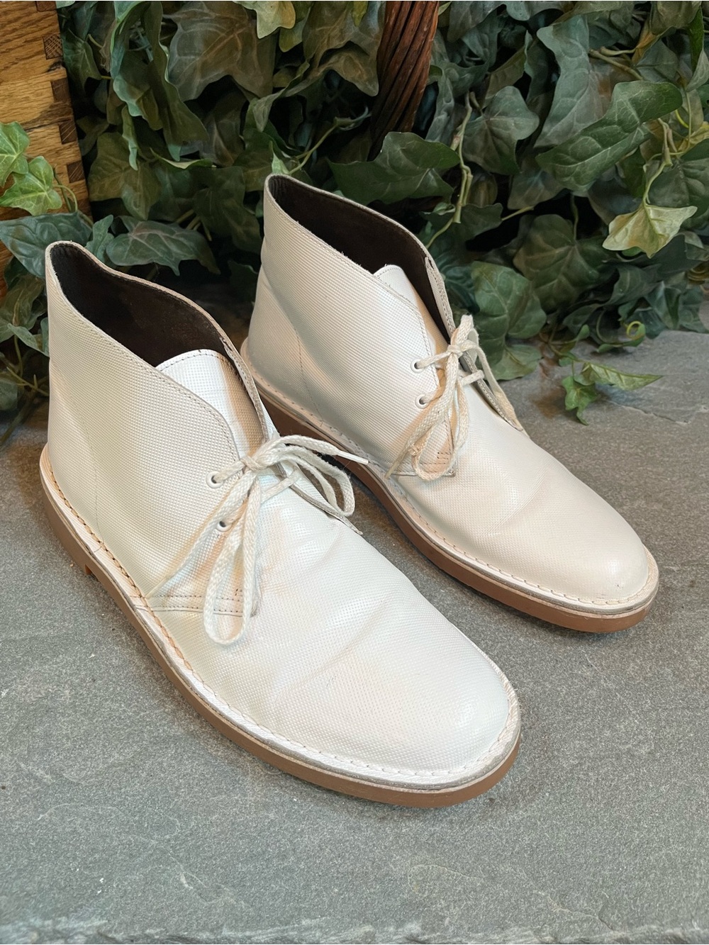 Clarks Bushacre 2 Chukka Boots Men's 11M White Leather Lace Up 26116760